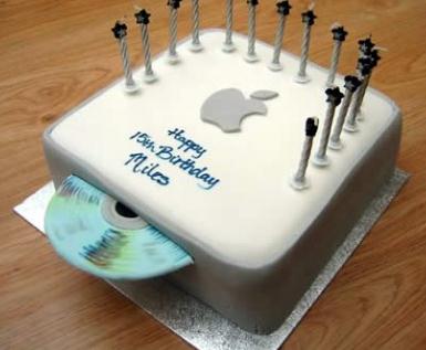 Toutsurtout Biz Gateau D Anniversaire De Geek