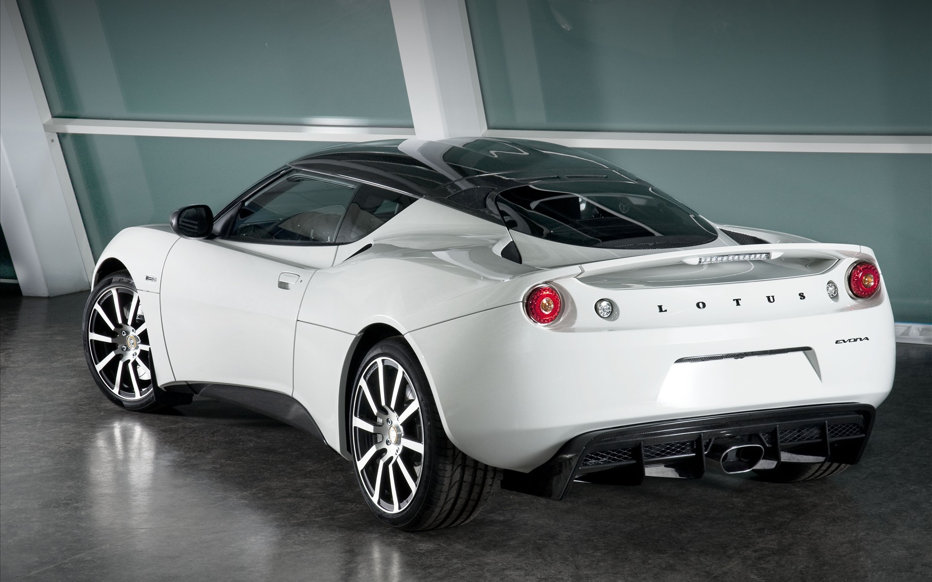 Lotus Evora